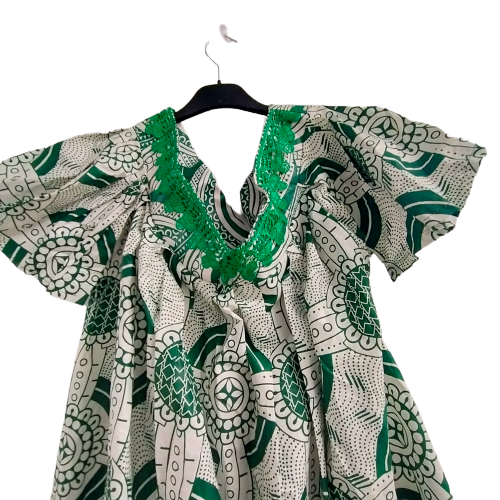 Lange Jurk Groen Wit Dentelle - Romantische Zomerjurk met Kantafwerking - Afbeelding 2