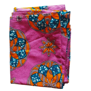 Veelzijdige Afrikaanse doek van 110x175cm, te gebruiken als strandlaken, wikkelrok of decoratieve stof.